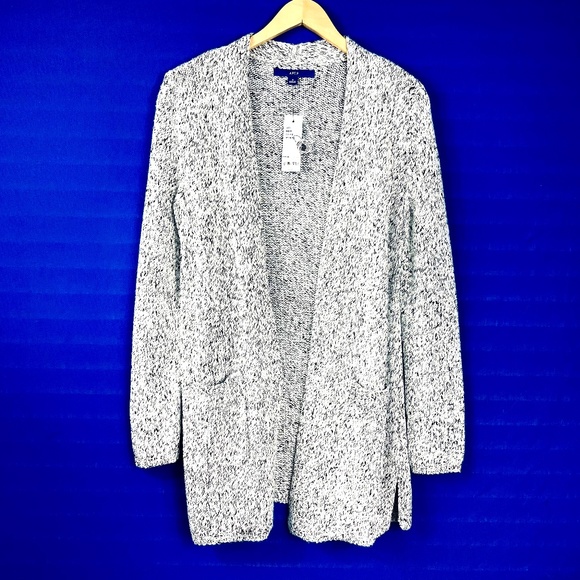 Apt. 9 Sweaters - NWT🤩🎁 |•APT. 9•| Comfy Black & White Cardigan
